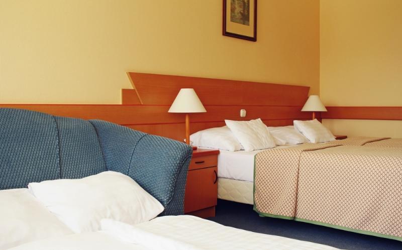 Hotel Marina Port Балатонкенесе Екстериор снимка